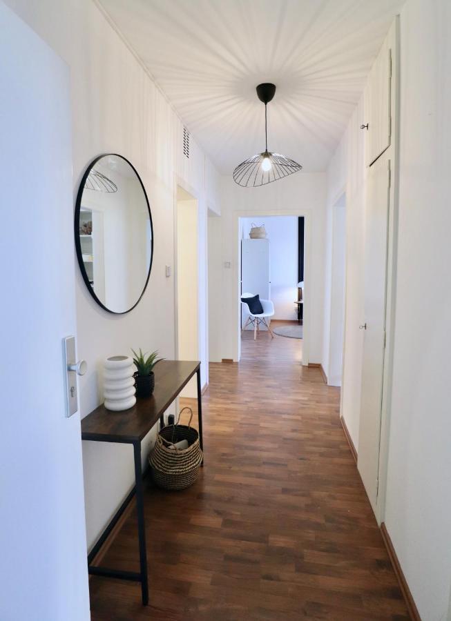 Sabe Apartment: Balcony + Free Parking + Netflix Wuppertal Exteriör bild